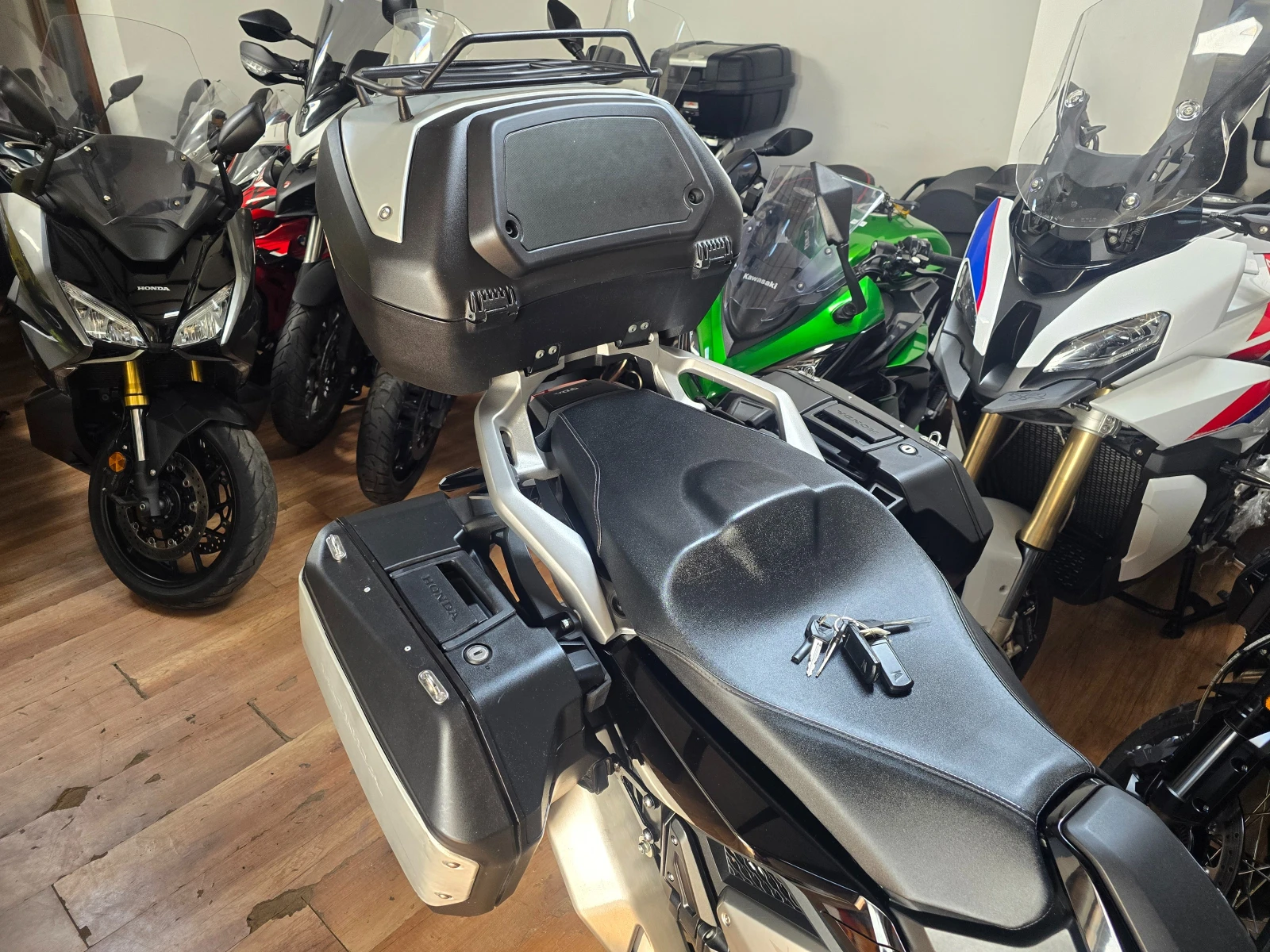 Honda X-ADV 750 Full Travel Pack Honda - изображение 8