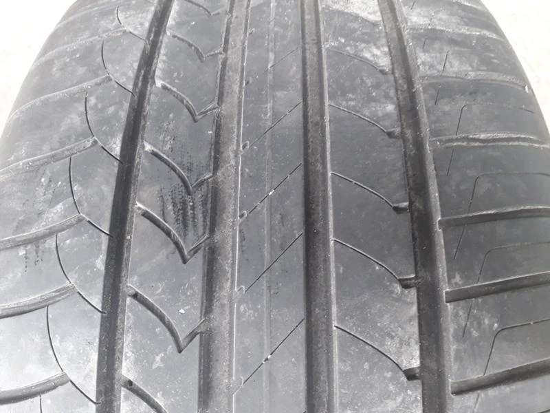 Гуми Летни 275/40R19, снимка 5 - Гуми и джанти - 24915932