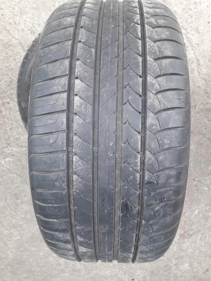 Гуми Летни 275/40R19, снимка 3 - Гуми и джанти - 24915932