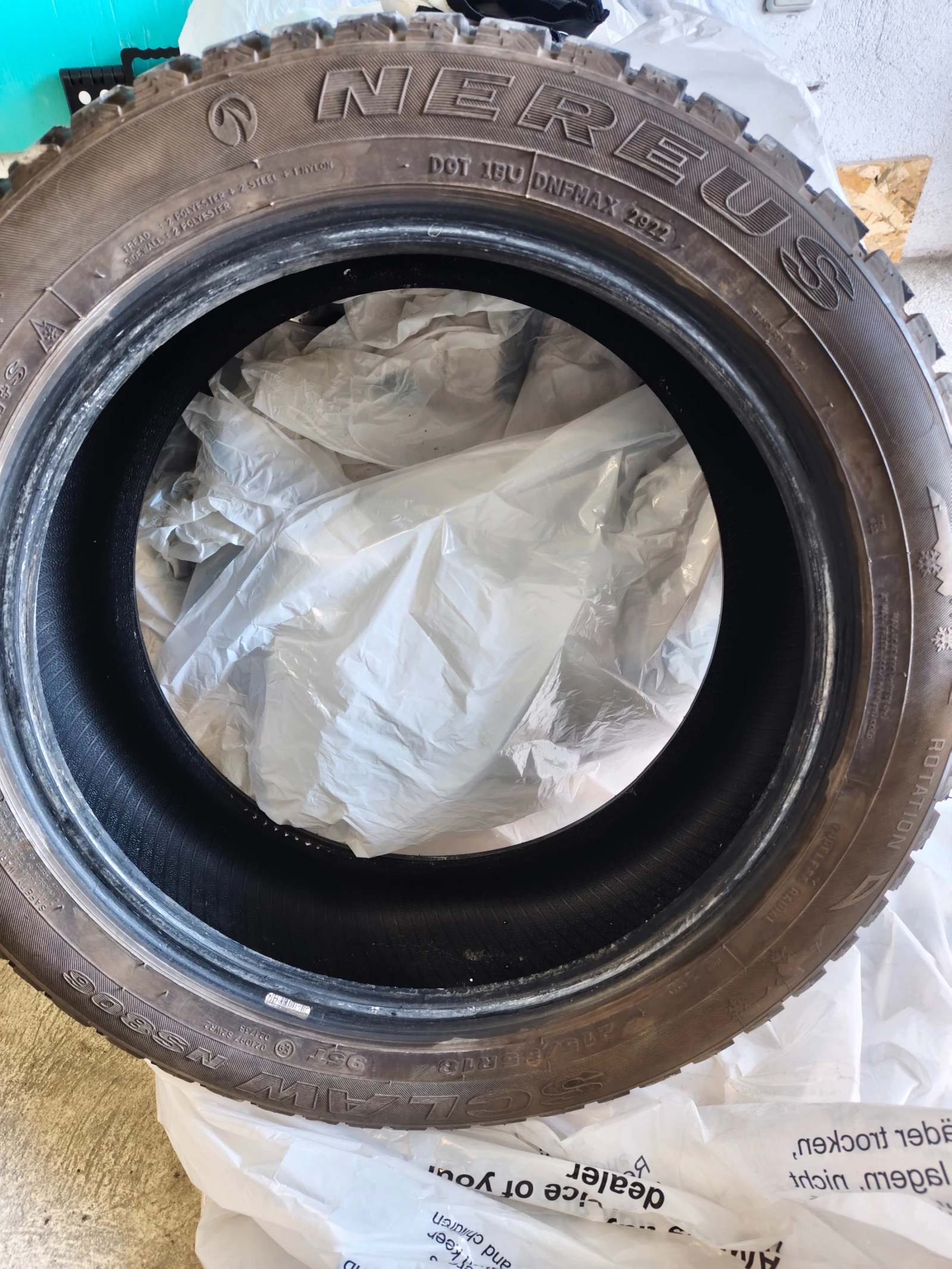 Гуми Зимни 215/55R18