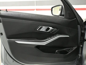 BMW 330 xDrive* АвтоКредит* (Цена до БГ) , снимка 12