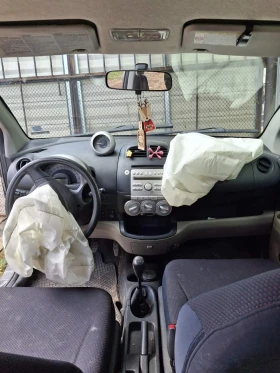 Daihatsu Sirion, снимка 2