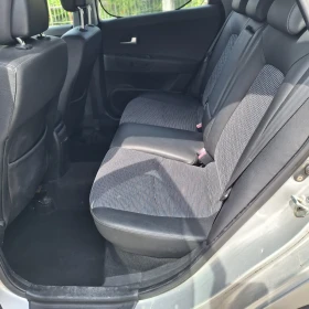 Kia Ceed 2.0  143 кс. Ръчни скорости, снимка 9