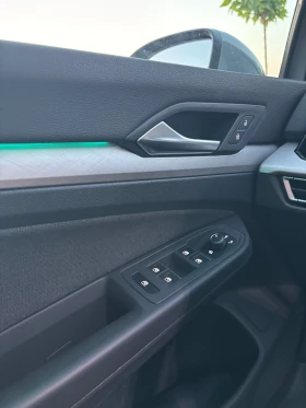 VW Golf eTSI DSG, снимка 12