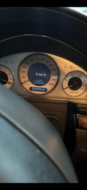 Mercedes-Benz E 320 W211 4Matic, снимка 6