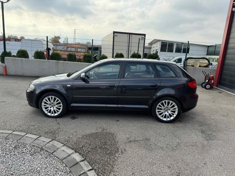 Audi A3 2.0TFSI, снимка 7 - Автомобили и джипове - 47757277