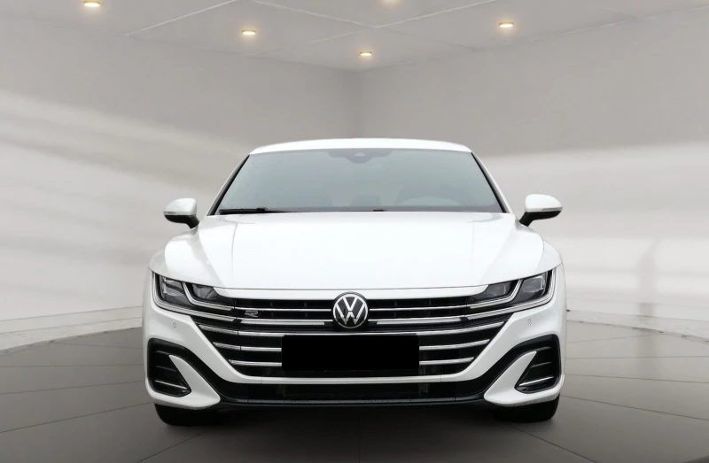 VW Arteon Shooting Brake 2.0 TDI = R-Line= Гаранция, снимка 1 - Автомобили и джипове - 48847780