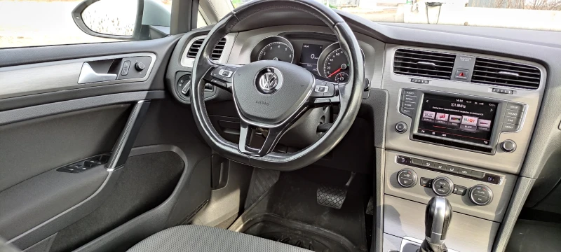 VW Golf 1.4 TSI BMI, снимка 8 - Автомобили и джипове - 49304637