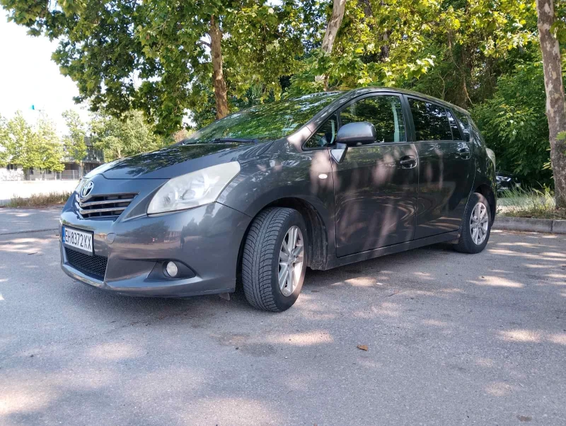 Toyota Verso Ван, снимка 4 - Автомобили и джипове - 51503495