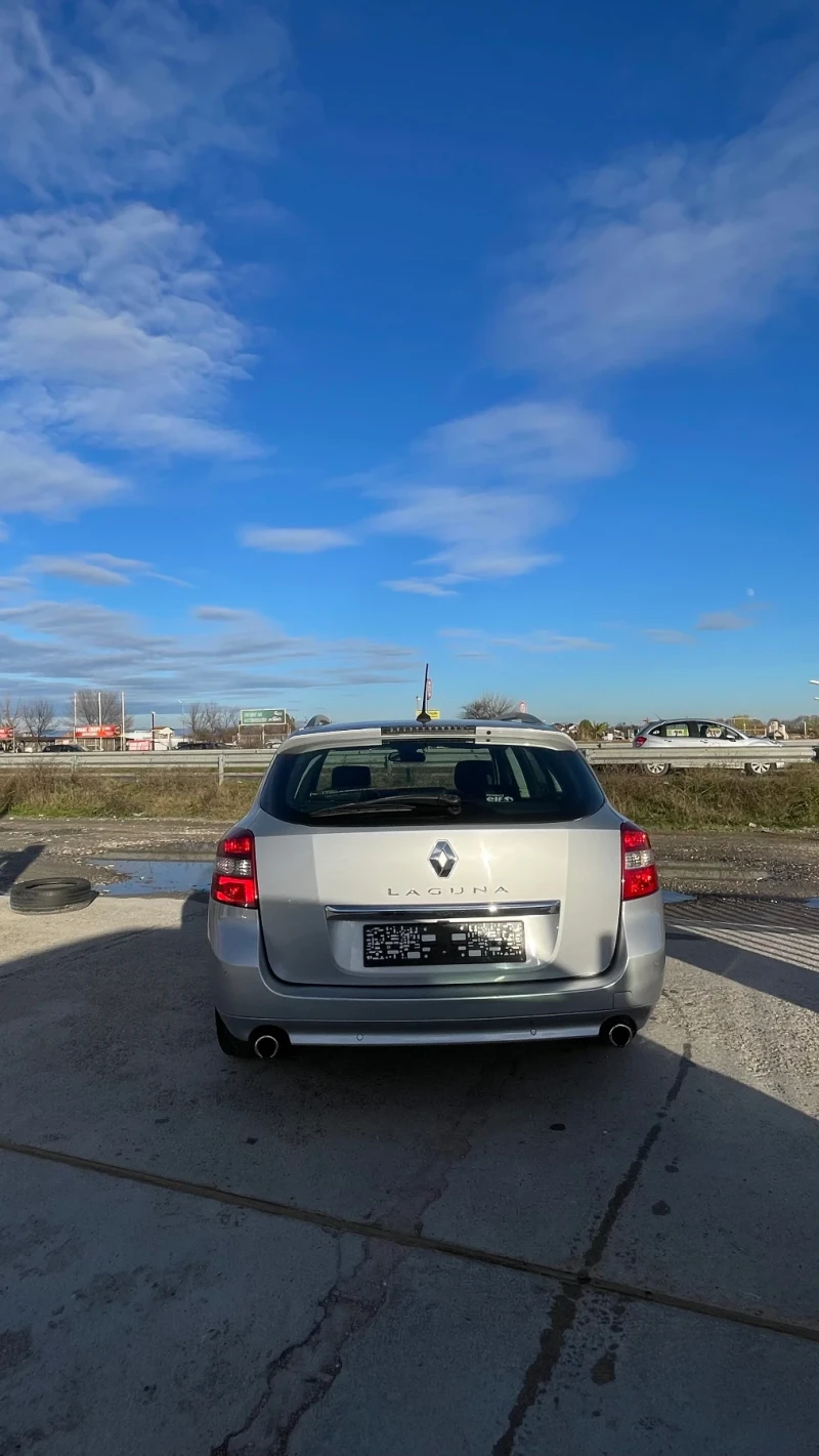 Renault Laguna 2.0 DCI 150к.с. 4 Control, снимка 4 - Автомобили и джипове - 52695704
