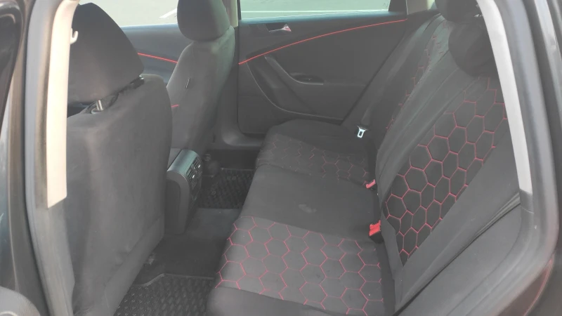 VW Passat b6 2.0TDi, снимка 9 - Автомобили и джипове - 52728883
