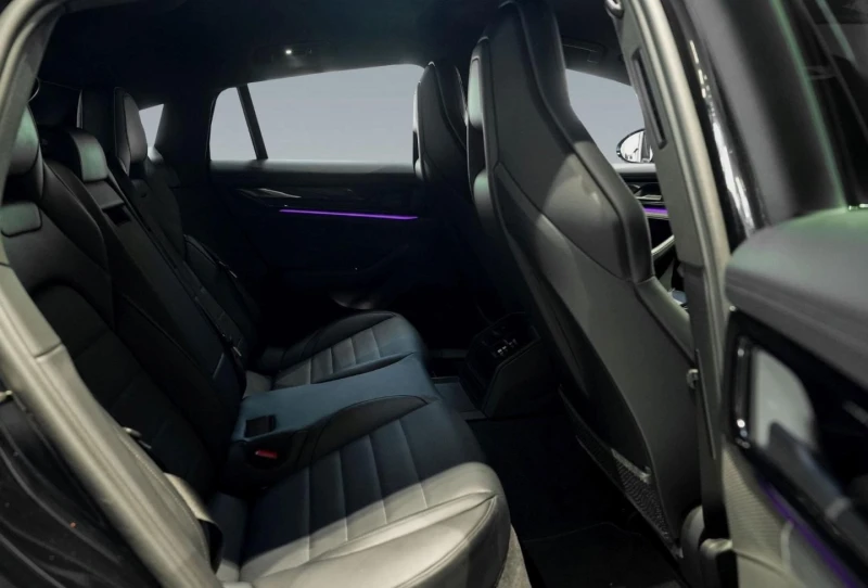 Porsche Panamera 4/FACELIFT/BOSE/360/HEAD UP/LED-MATRIX/, снимка 16 - Автомобили и джипове - 53107802