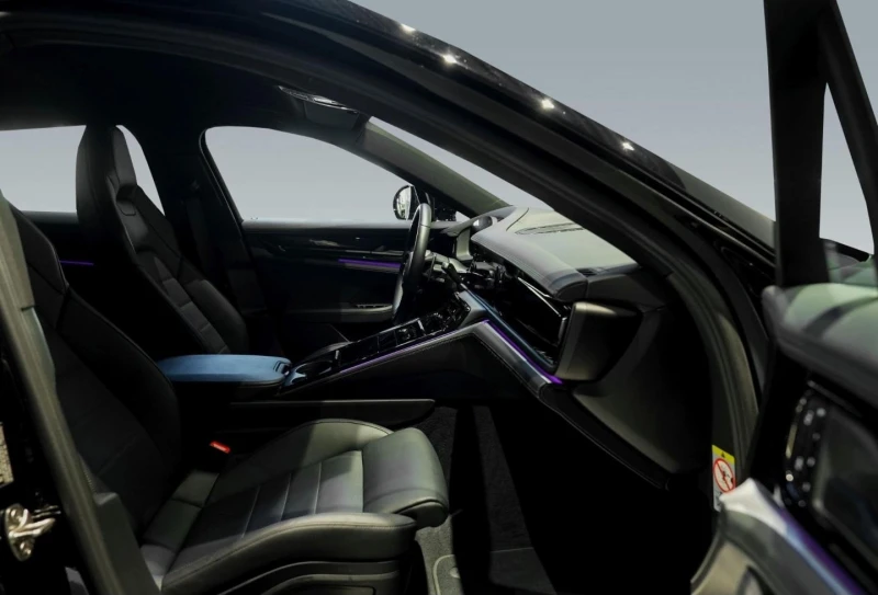 Porsche Panamera 4/FACELIFT/BOSE/360/HEAD UP/LED-MATRIX/, снимка 15 - Автомобили и джипове - 53107802