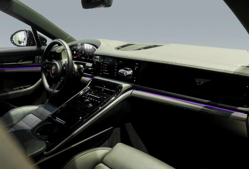 Porsche Panamera 4/FACELIFT/BOSE/360/HEAD UP/LED-MATRIX/, снимка 14 - Автомобили и джипове - 53107802