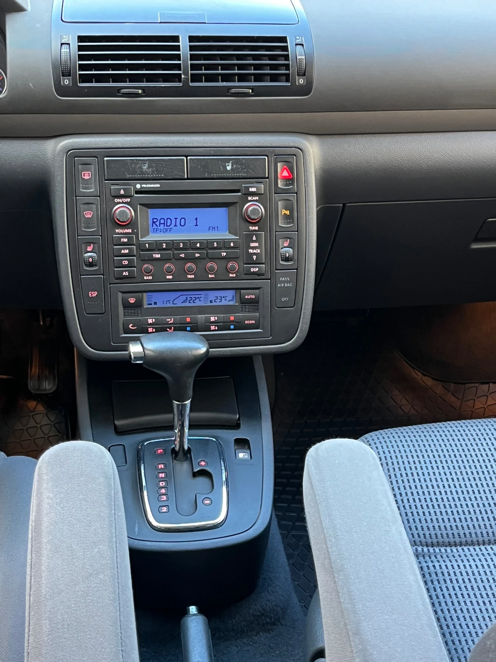 VW Sharan 1.8 турбо - изображение 10