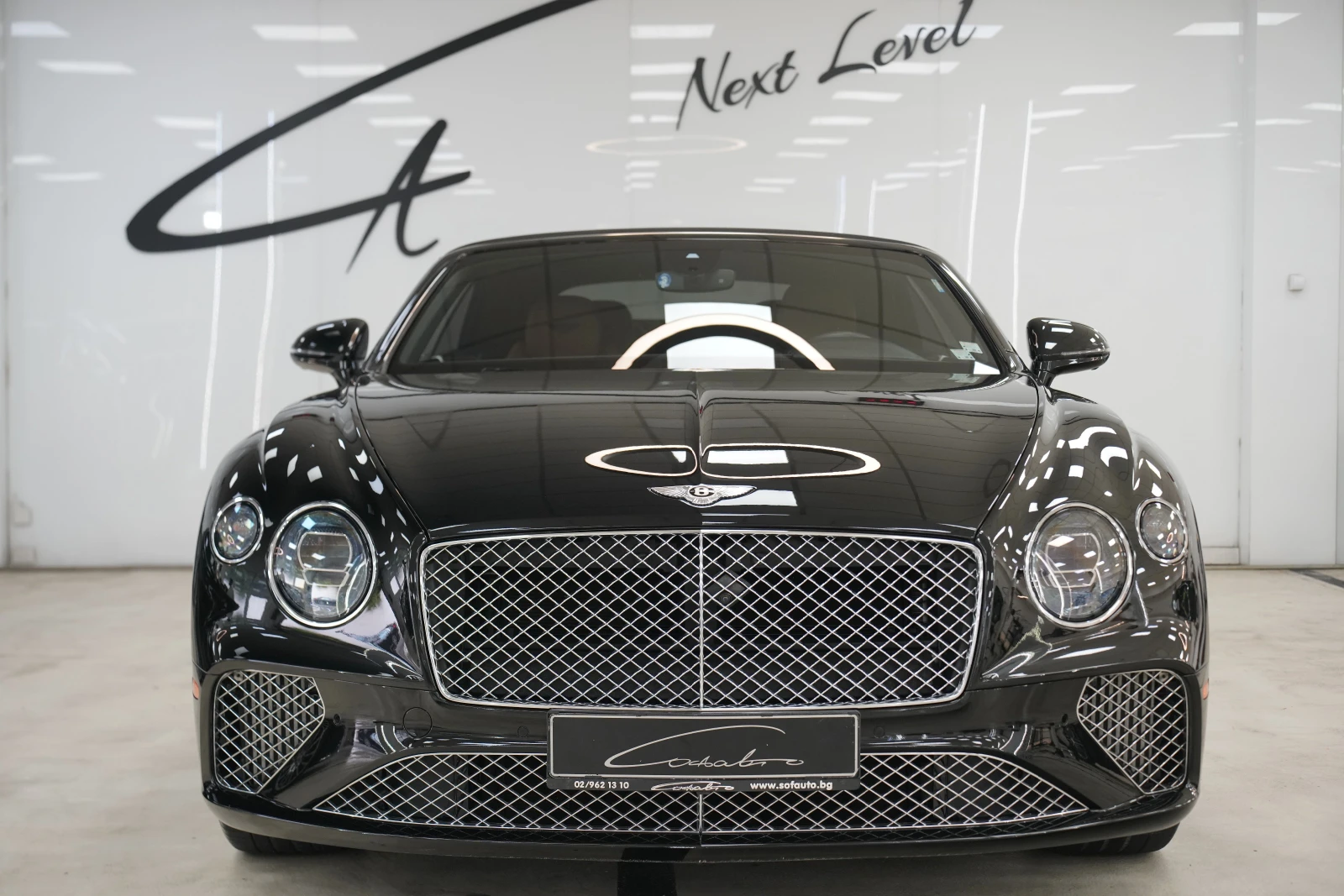 Bentley GT Convertible 4.0 V8 AWD Кабрио - изображение 2