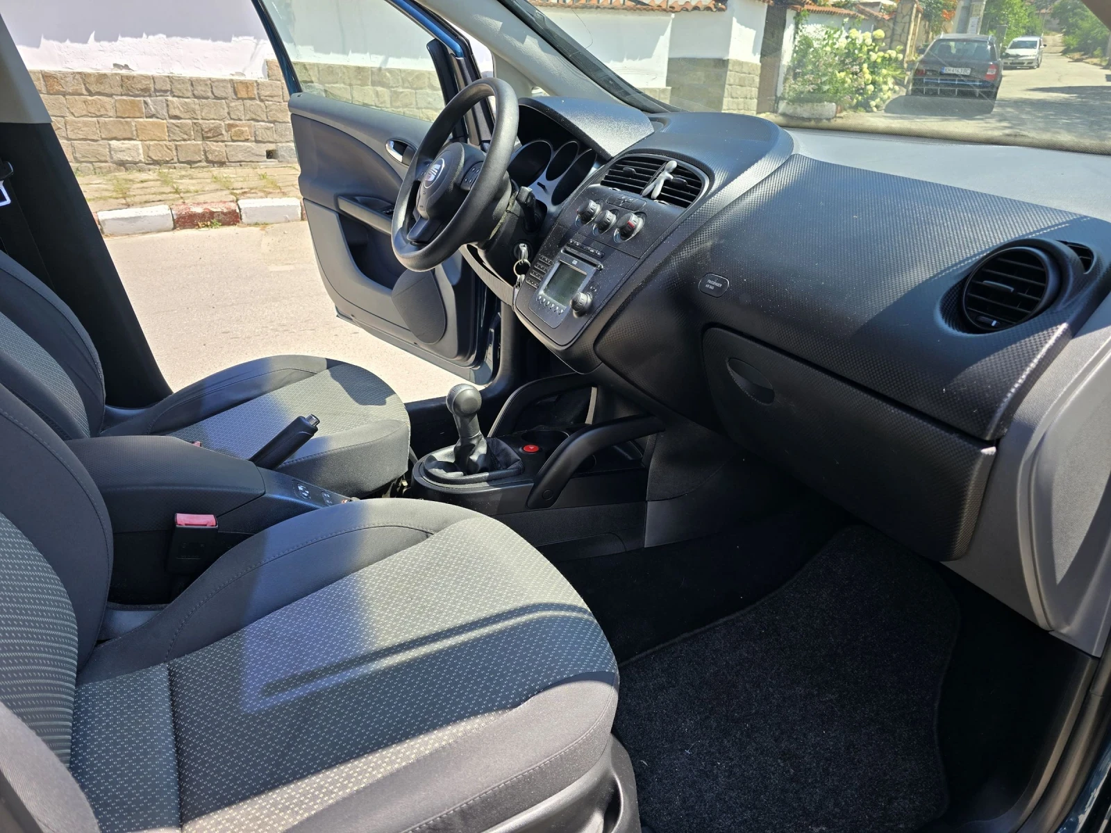 Seat Altea 1.6   | Mobile.bg   12