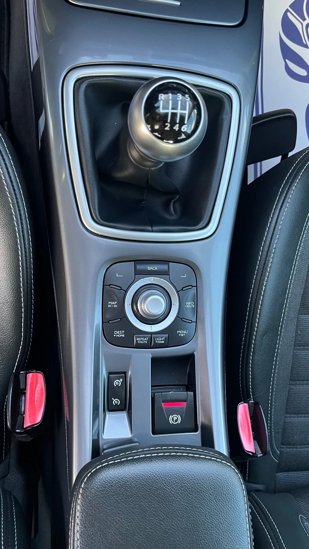 Renault Laguna 2.0 DCI 150к.с. 4 Control - изображение 9