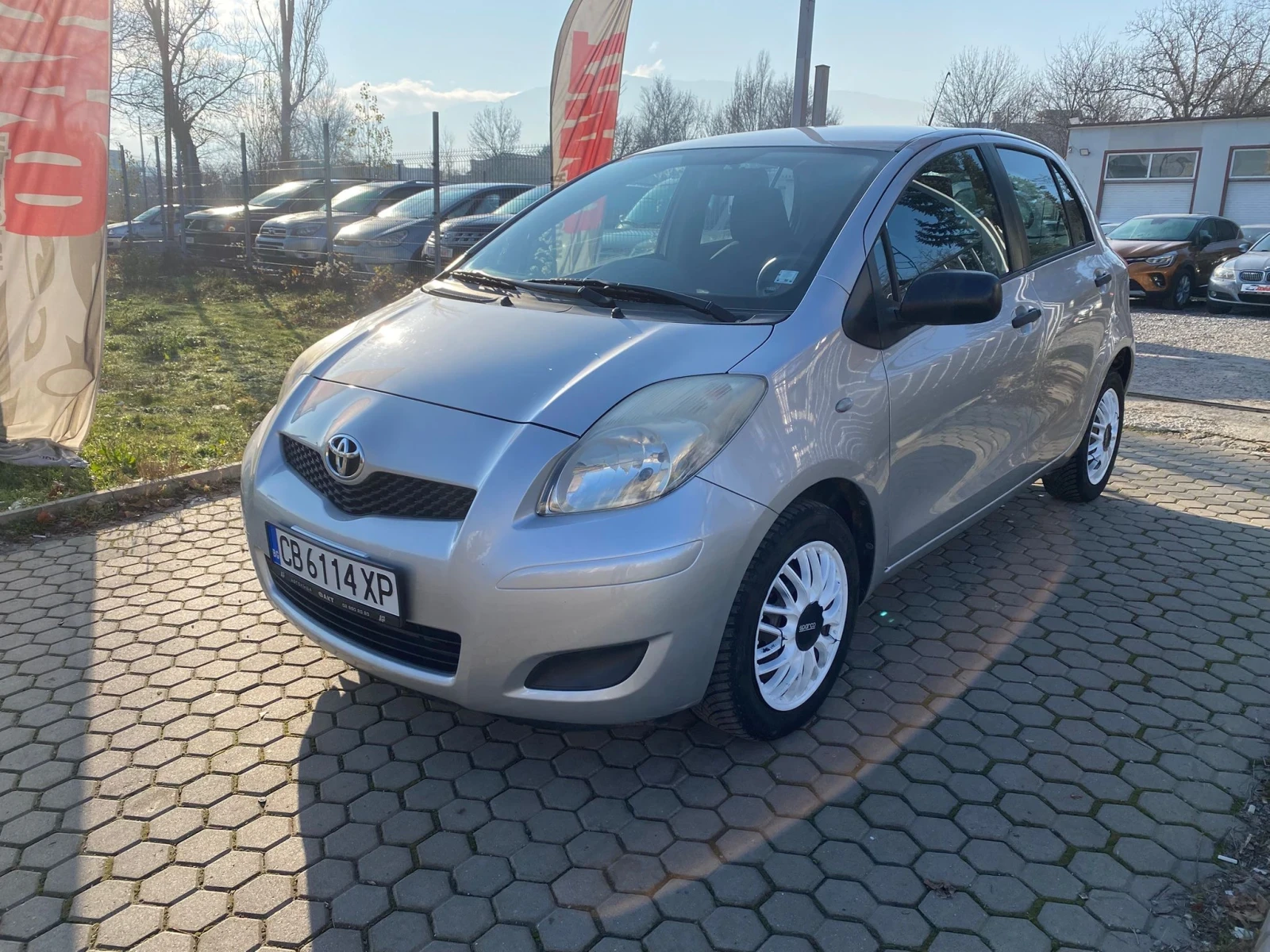Toyota Yaris 1.0VVT-i/KLIMA | Mobile.bg � ����������� 1