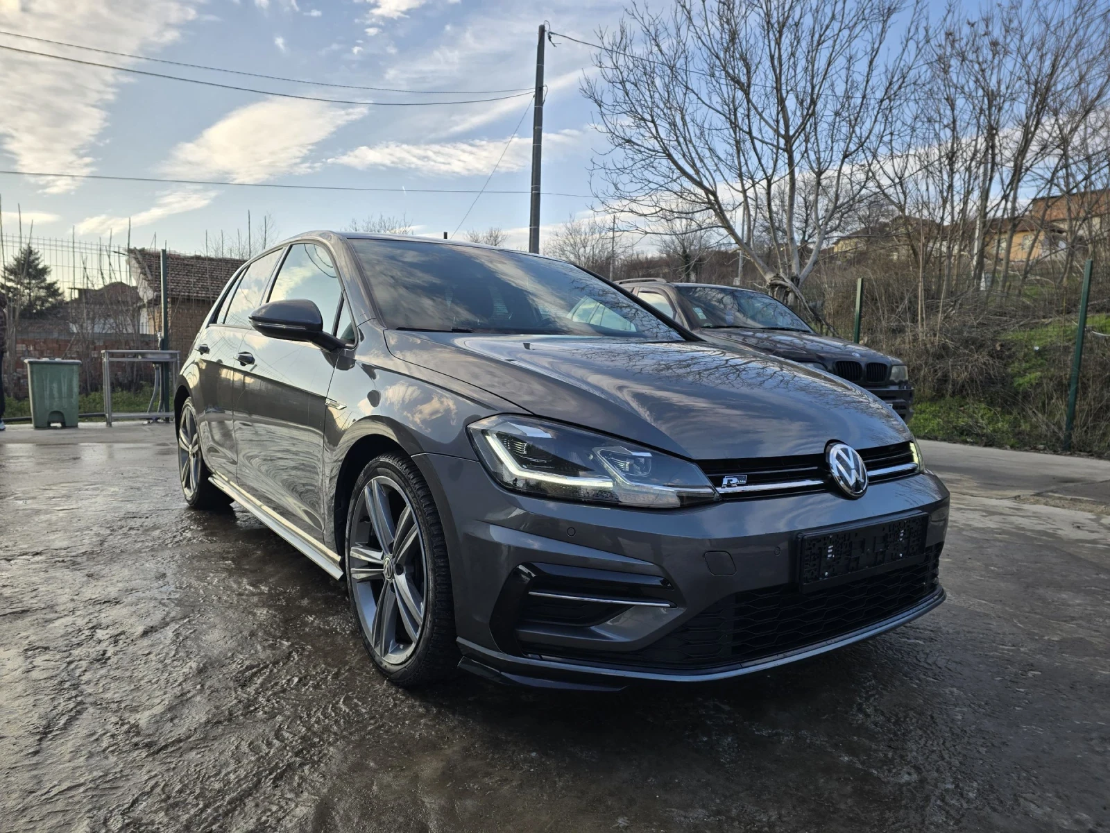 VW Golf 2.0TDI 150к.с R-line Dynaudio Топ състояние  - изображение 2