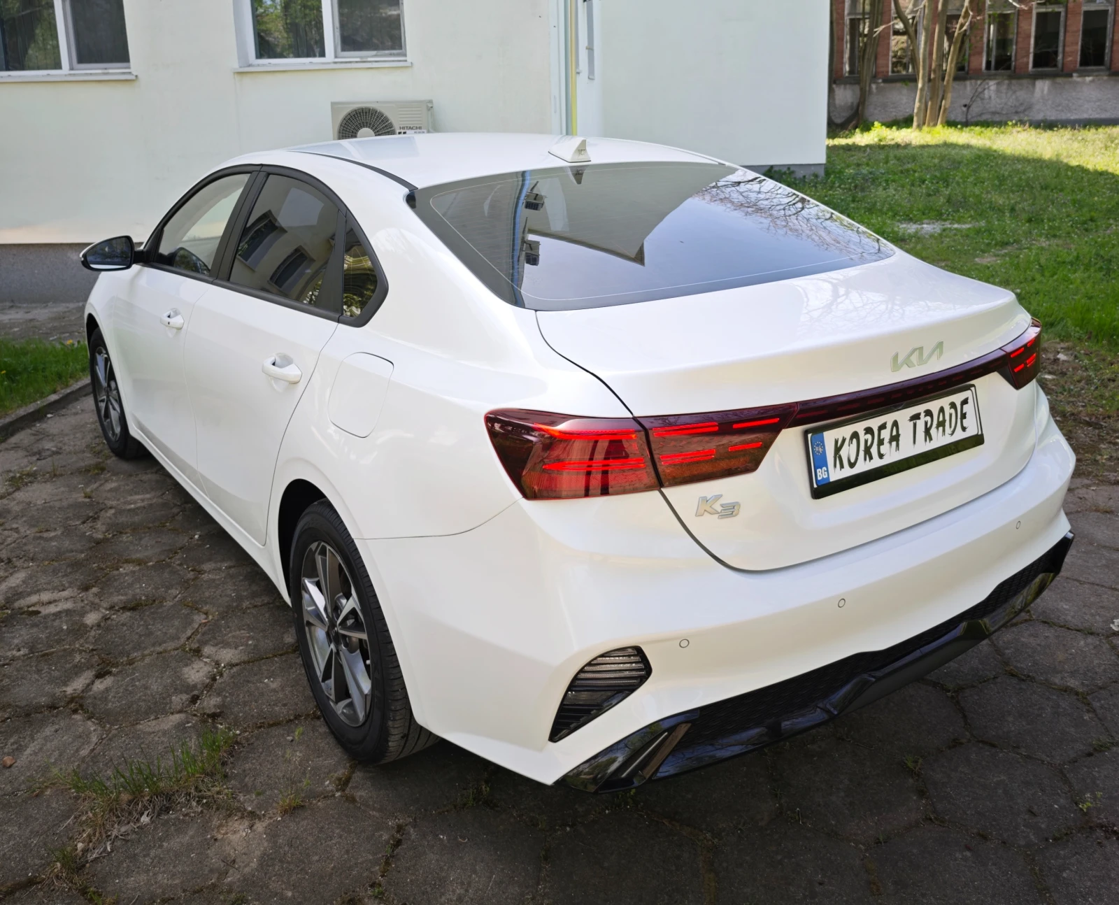 Kia K3 1.6 MPI, снимка 6 - Автомобили и джипове - 54250459