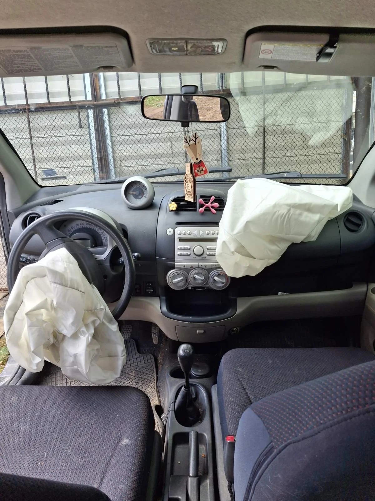 Daihatsu Sirion, снимка 2 - Автомобили и джипове - 54322125
