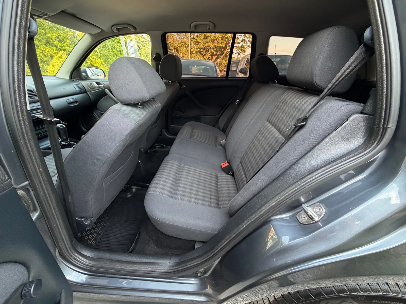 Skoda Octavia 1.9TDi 101к.с * Климатроник* * Face-Lift* , снимка 14 - Автомобили и джипове - 54424240