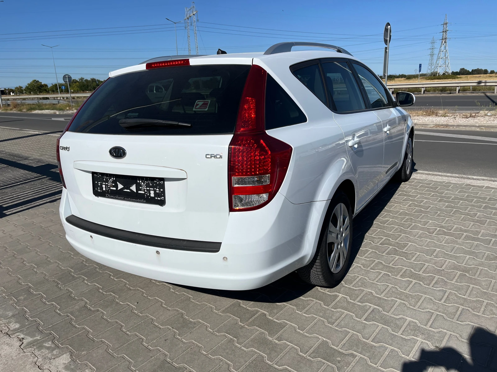 Kia Ceed 1.6 DIESEL, снимка 6 - Автомобили и джипове - 54551272