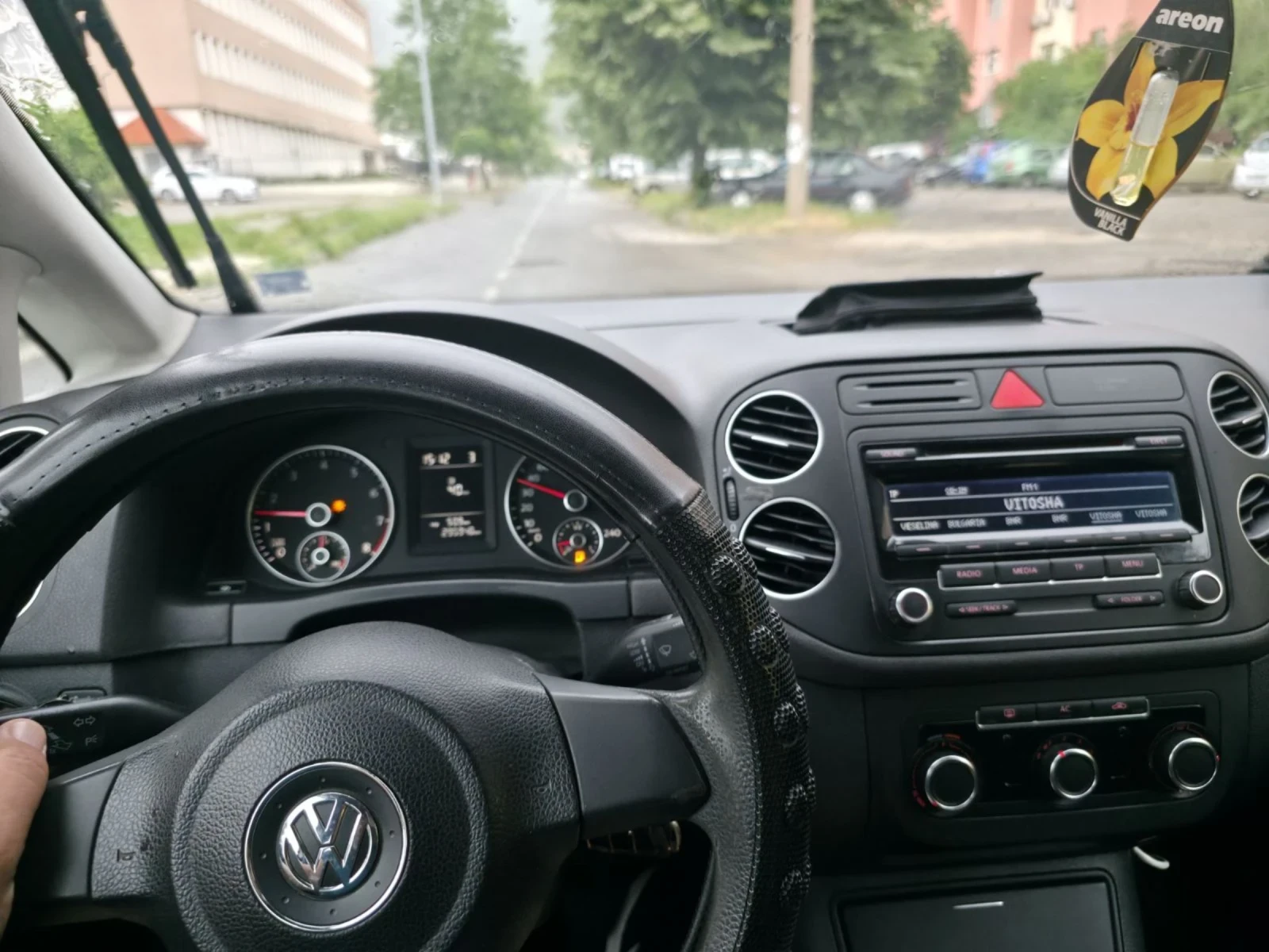 VW Golf Plus, снимка 4 - Автомобили и джипове - 54730375