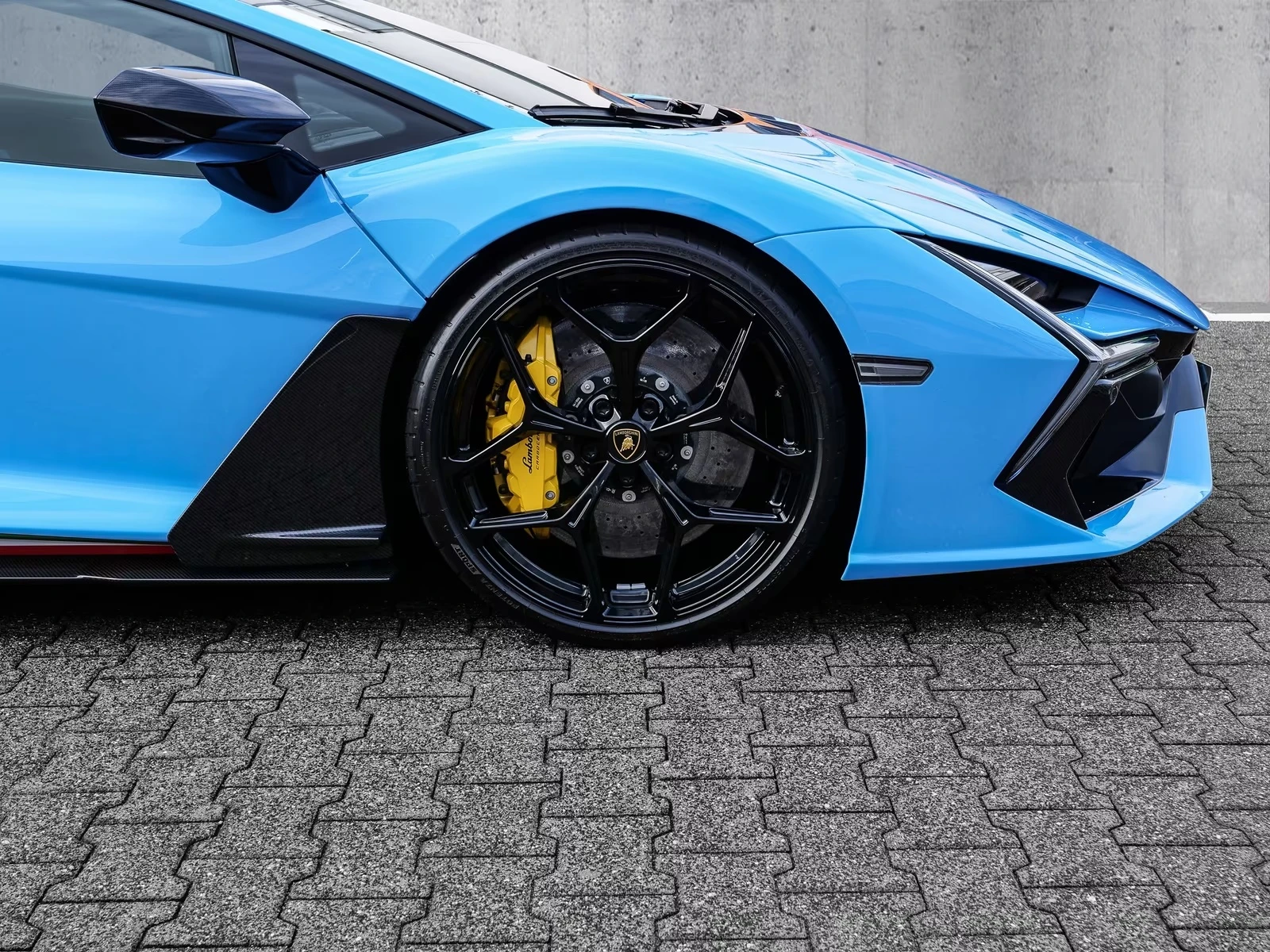 Lamborghini Revuelto 6.5 V12 HPEV / CARBON / SPORTIVA / BLU CEPHEUS / , снимка 6 - Автомобили и джипове - 54740020