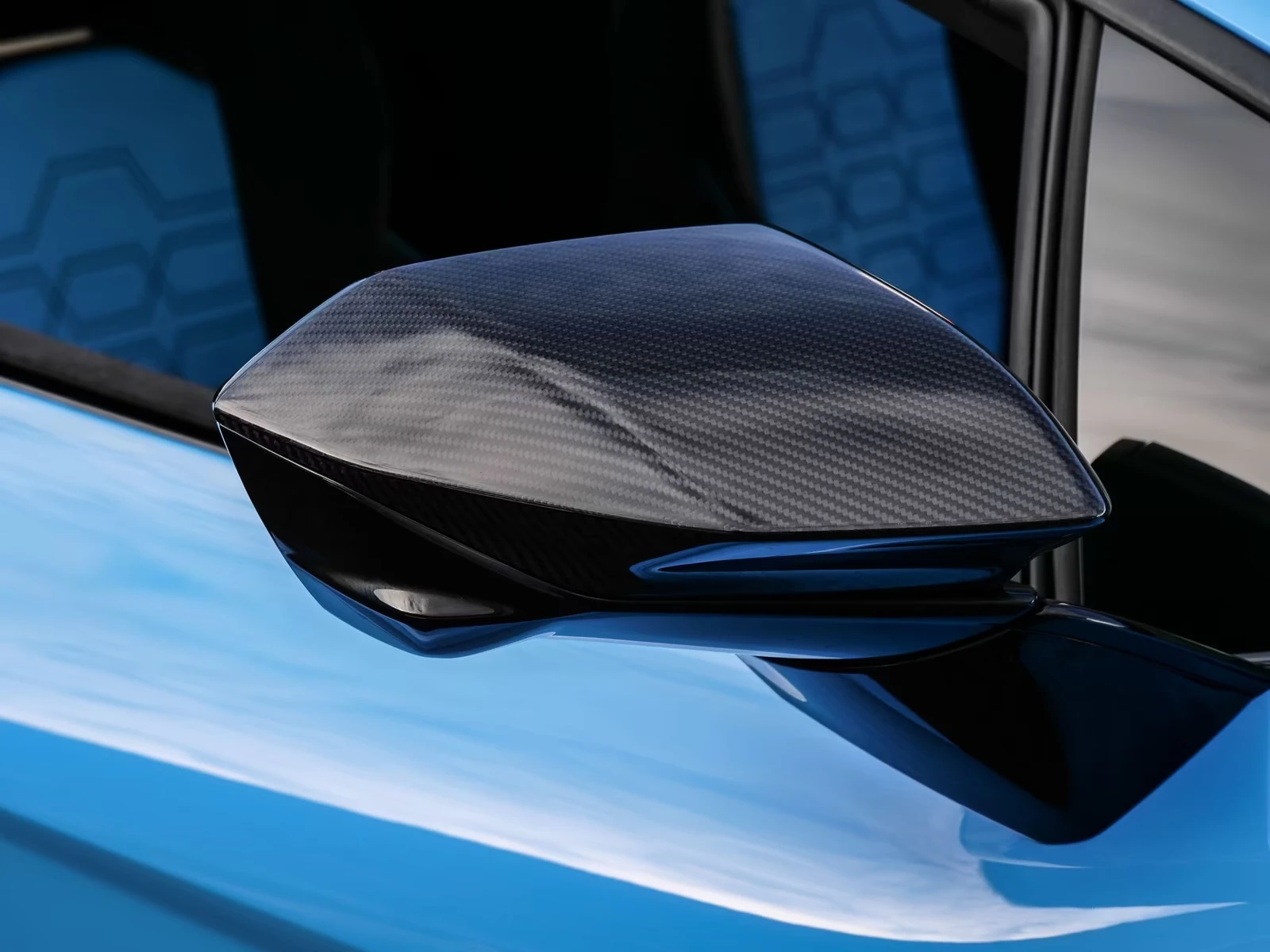 Lamborghini Revuelto 6.5 V12 HPEV / CARBON / SPORTIVA / BLU CEPHEUS / , снимка 7 - Автомобили и джипове - 54740020