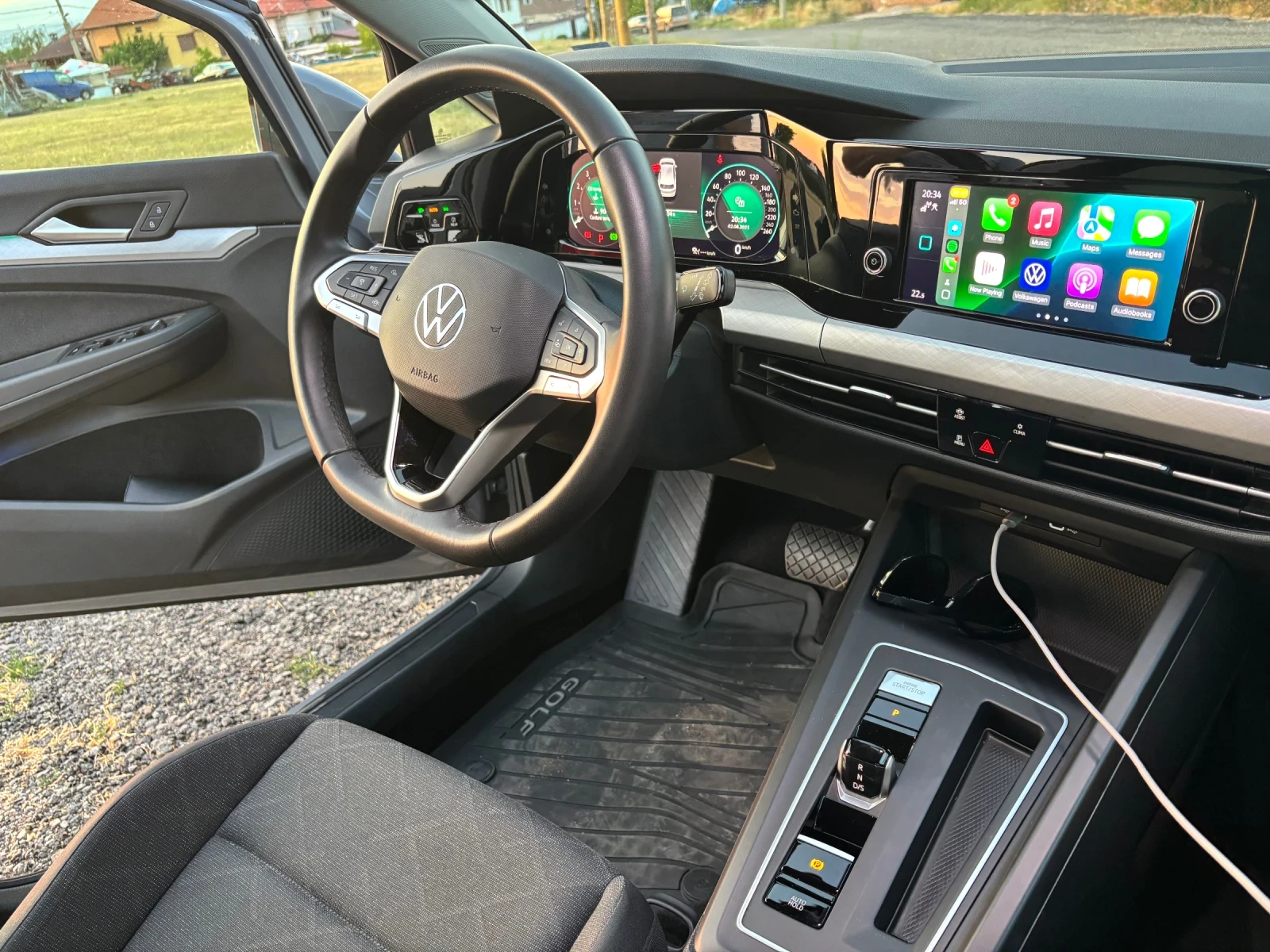 VW Golf eTSI DSG, снимка 17 - Автомобили и джипове - 54918281