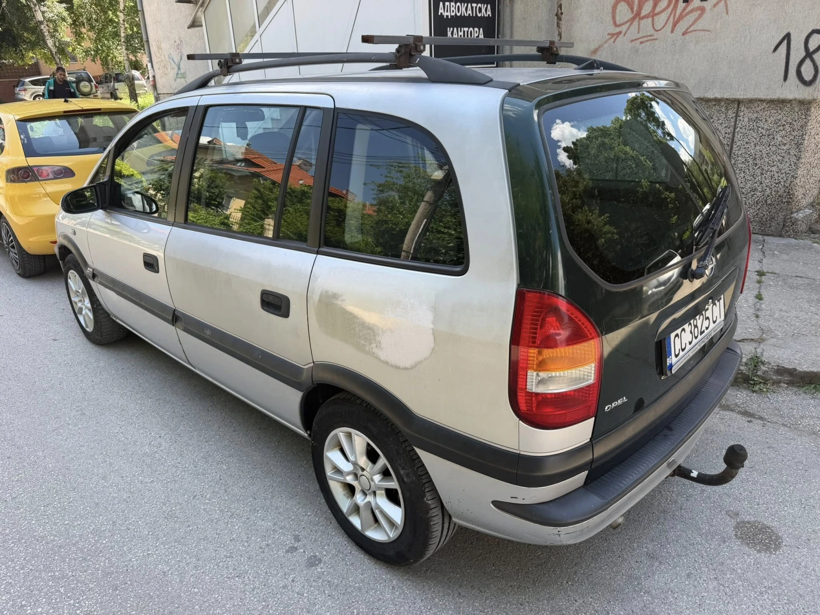 Opel Zafira 2.0dti 7места, снимка 11 - Автомобили и джипове - 54922993