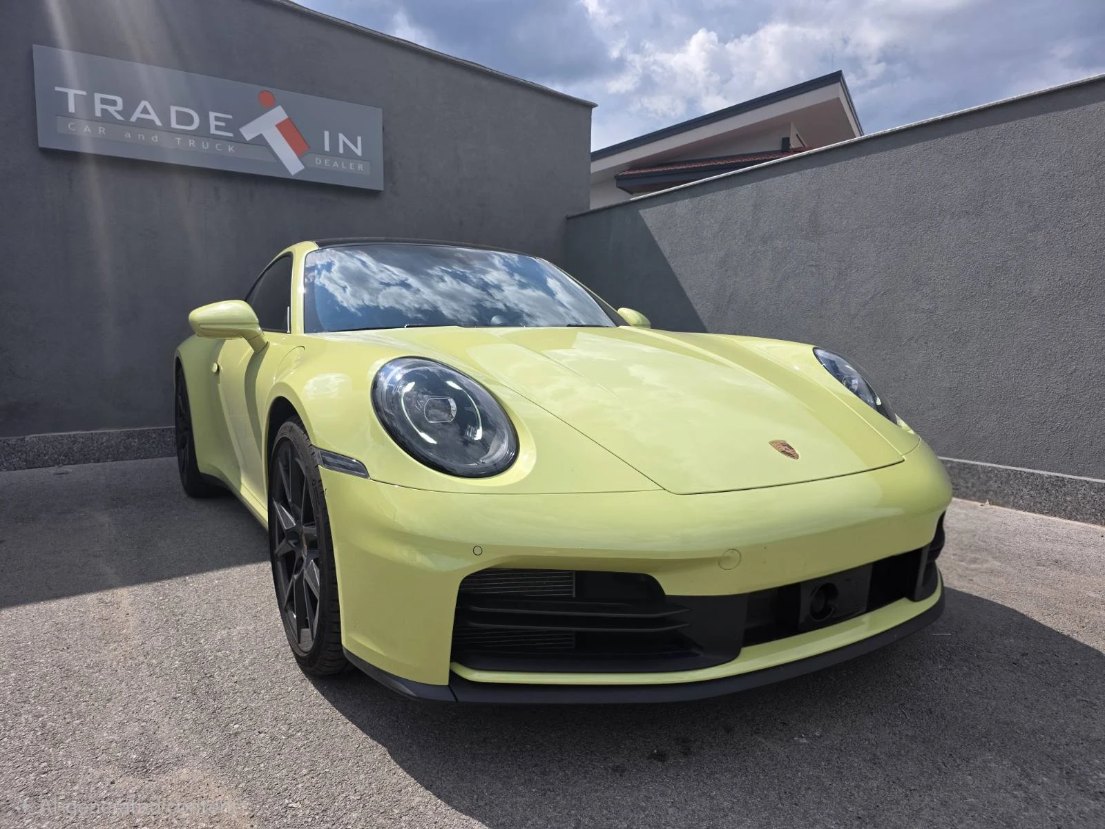 Porsche Carrera S 992.2, снимка 3 - Автомобили и джипове - 55188325