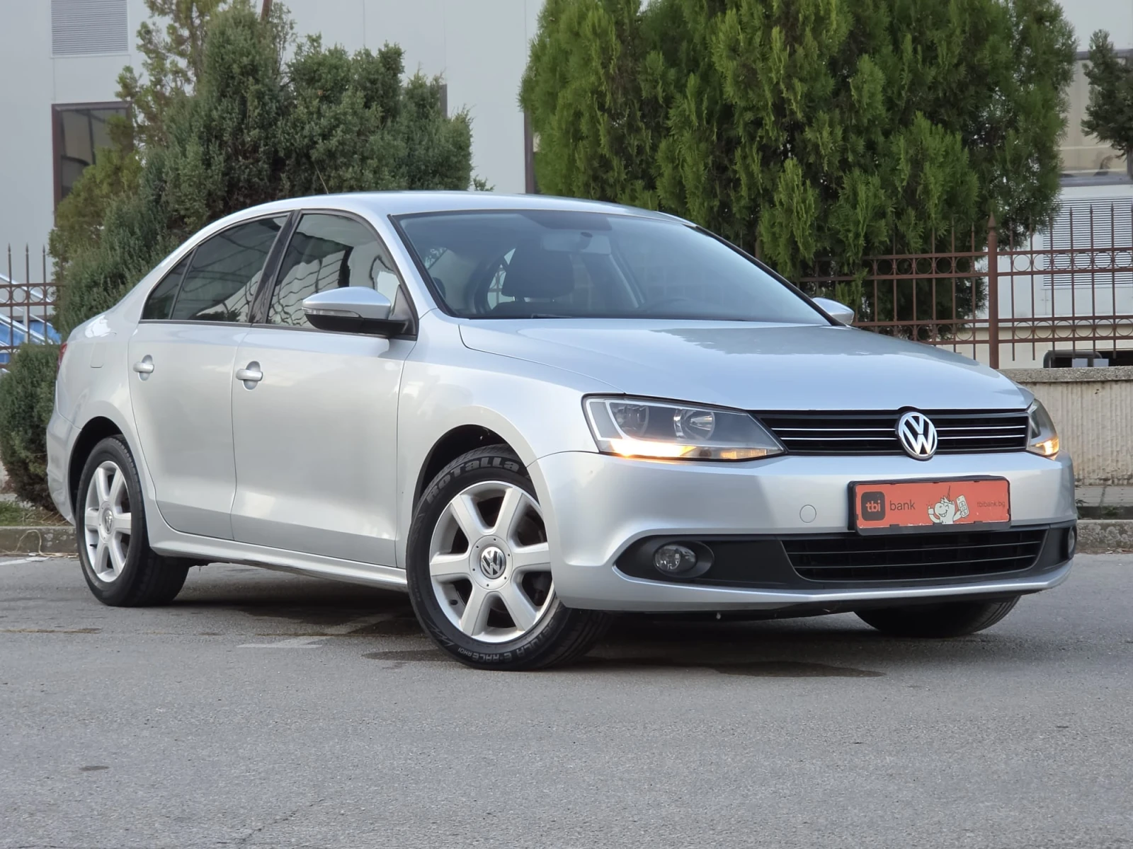 VW Jetta 1.6TDI-���������-DSG | Mobile.bg � ����������� 10