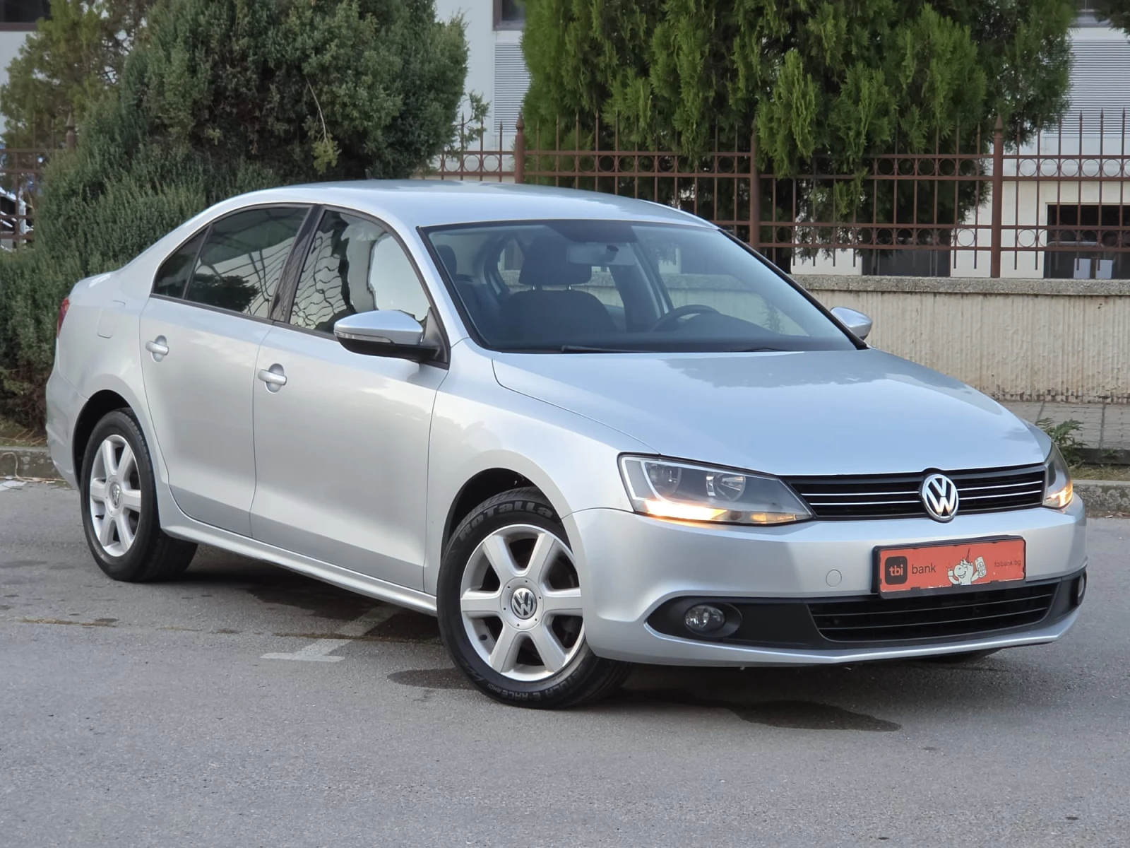 VW Jetta 1.6TDI-���������-DSG | Mobile.bg � ����������� 9
