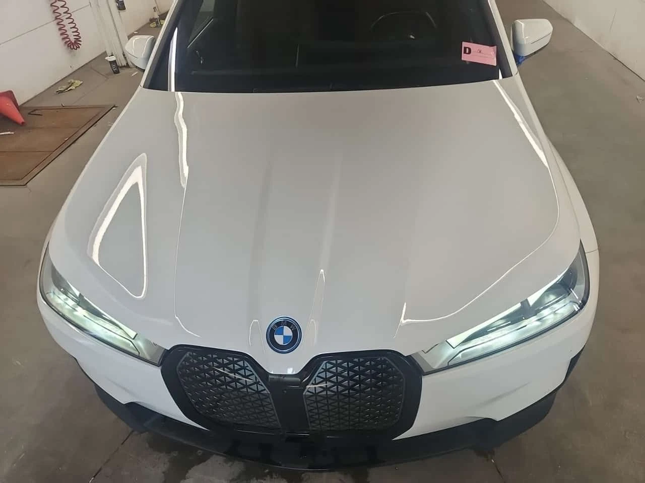 BMW iX  XDRIVE50 * CARFAX * БЕЗ ПЪРВОНАЧАЛНА ВНОСКА, снимка 15 - Автомобили и джипове - 55544667