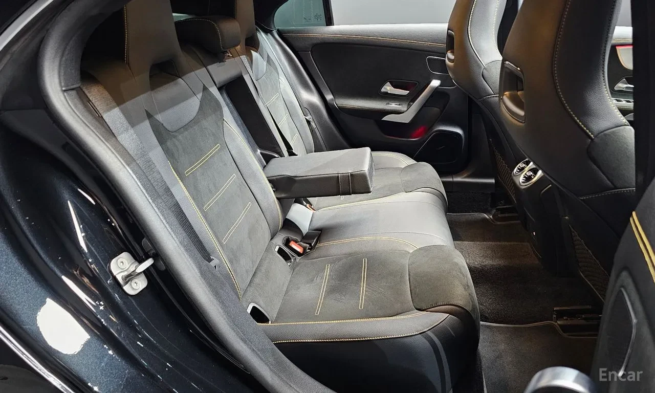 Mercedes-Benz CLA 45 AMG S* 4MATIC+ * Камери, снимка 14 - Автомобили и джипове - 55737481