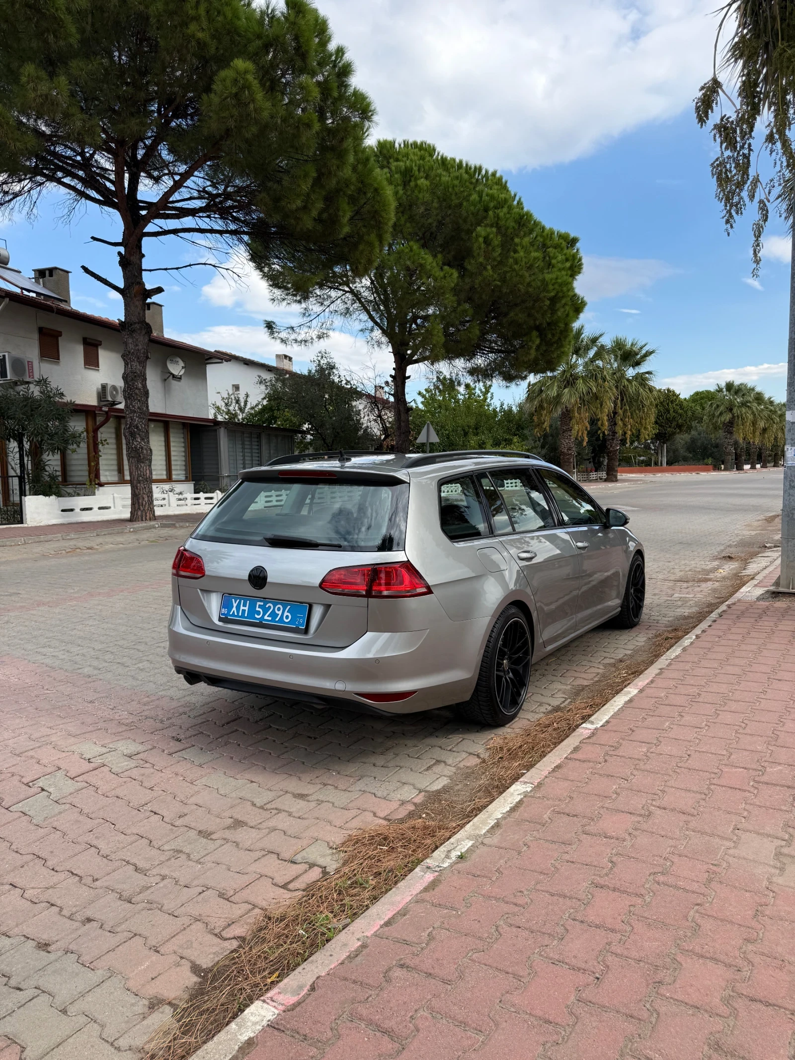 VW Golf Variant 1.6 TDI, 110 к.с., снимка 4 - Автомобили и джипове - 56604347