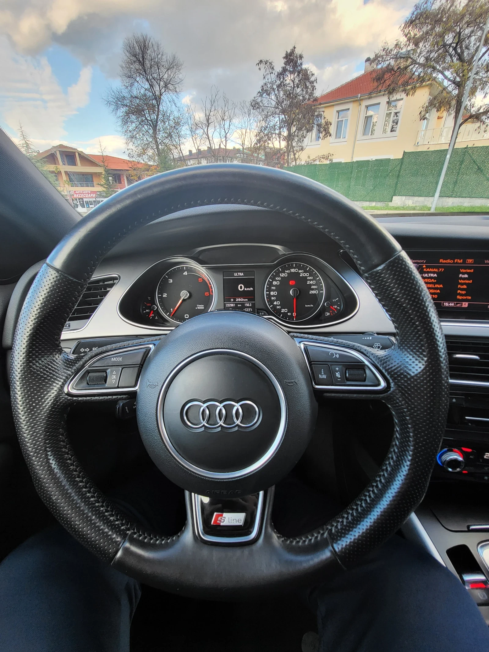 Audi A4 3x Sline/2.0TDI/Обслужен, снимка 12 - Автомобили и джипове - 56629543
