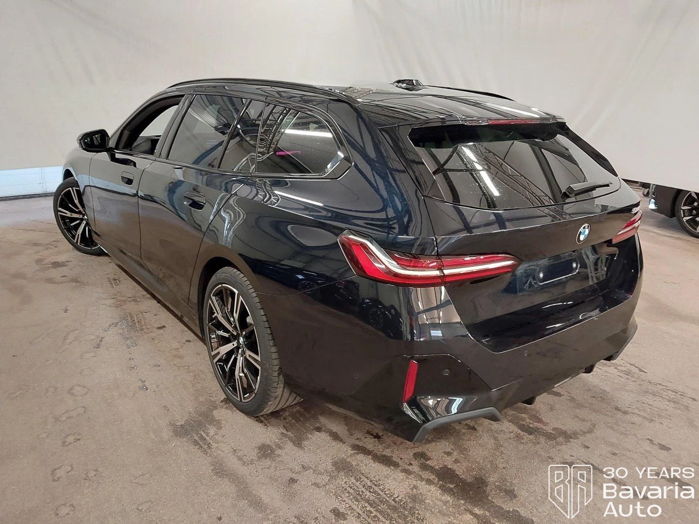 BMW 520 d Touring Steptronic, снимка 2 - Автомобили и джипове - 56632889