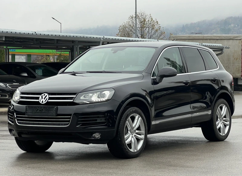 VW Touareg 3.0TDI ИТАЛИЯ АВТОМАТ, снимка 1 - Автомобили и джипове - 43106853