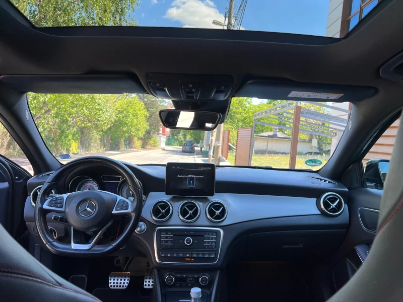 Mercedes-Benz GLA 220 AMG pack/ Панорама/ Голяма Навигация, снимка 10 - Автомобили и джипове - 53470096