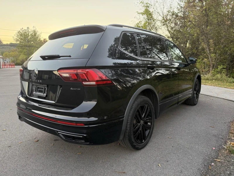 VW Tiguan R-line* Distronic* Пано* Подгреви, снимка 6 - Автомобили и джипове - 52318022