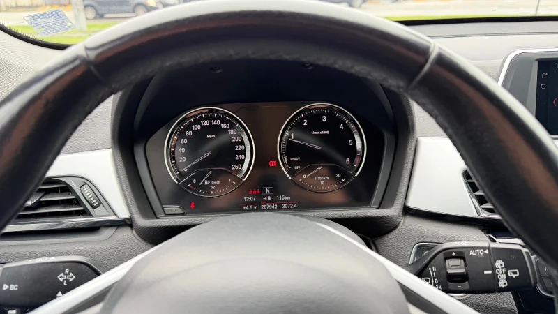 BMW X1 sDrive 2.0D, снимка 9 - Автомобили и джипове - 52583190