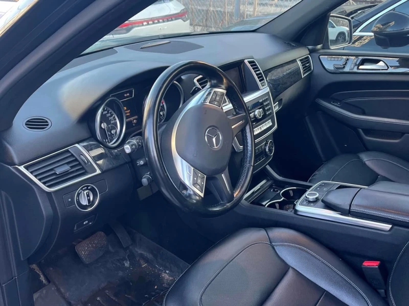 Mercedes-Benz ML 350 2013 BlueTEC * CARFAX * БЕЗ ПЪРВОНАЧАЛНА ВНОСКА, снимка 8 - Автомобили и джипове - 53049965