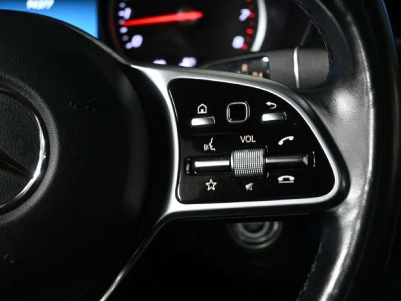 Mercedes-Benz GLC * GLC300 4M * CARFAX * ЦЕНА ДО БГ, снимка 14 - Автомобили и джипове - 53097642