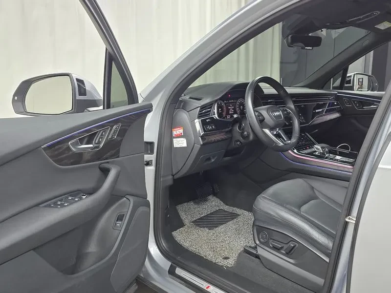 Audi Q7 3.0 TDI Quattro - САМО 30% АВАНС, снимка 10 - Автомобили и джипове - 55951547