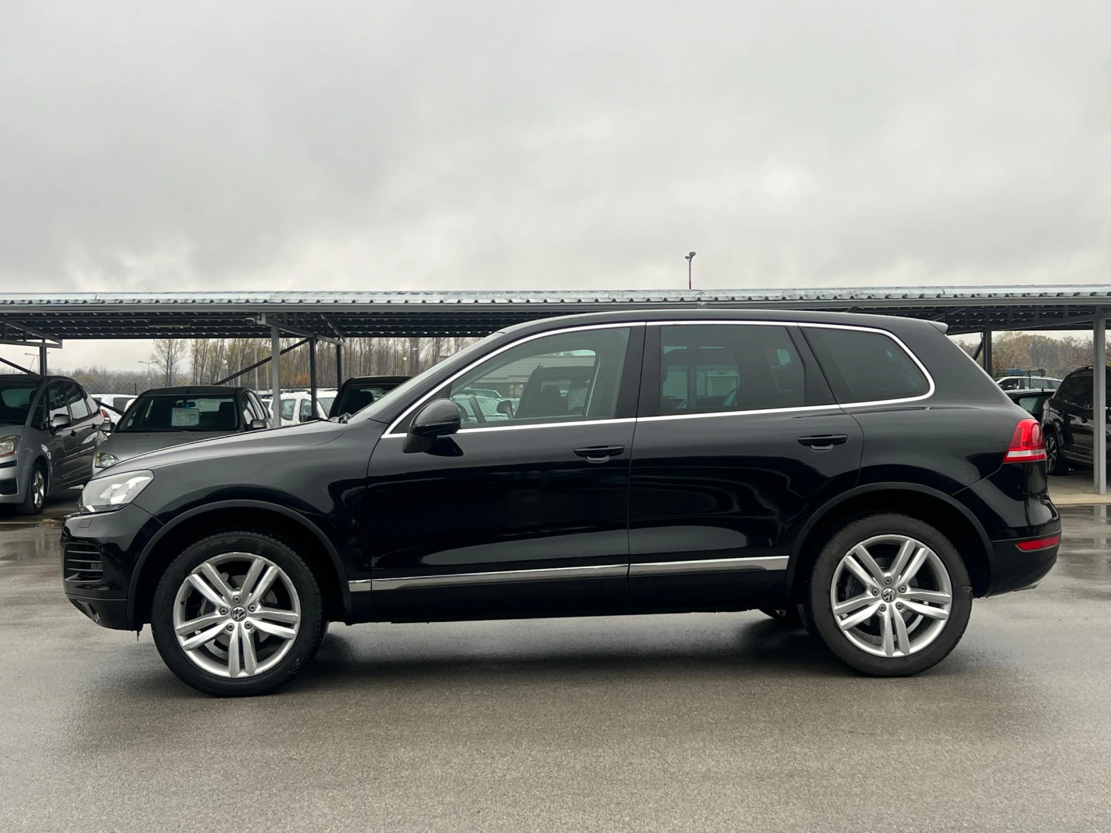 VW Touareg 3.0TDI ИТАЛИЯ АВТОМАТ - изображение 2