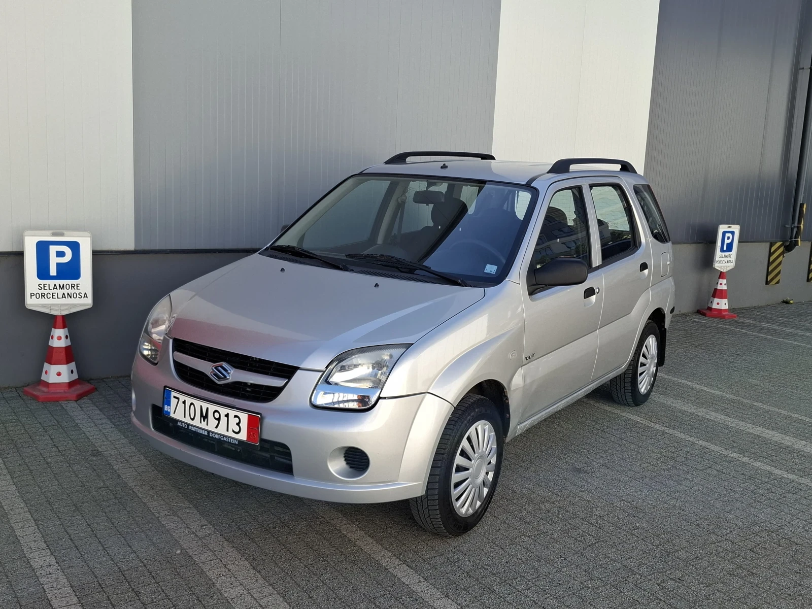 Suzuki Ignis 1.3VVT* (90кс)* * 4x4* * KLIMA* * * НОВ ВНОС* * *  - изображение 2